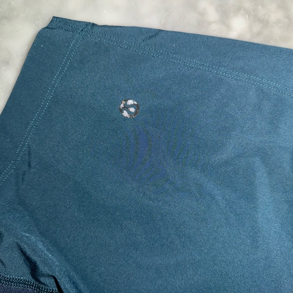 Lululemon Men Small Shorts The Linerless Shorts 11’ inseam blue- mint condition - Picture 5 of 9
